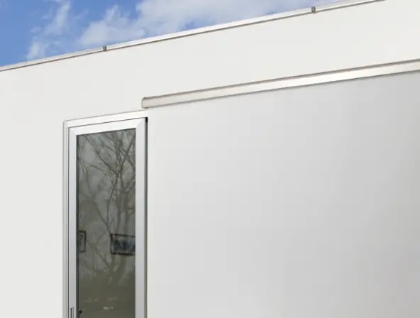 外付けロールスクリーン